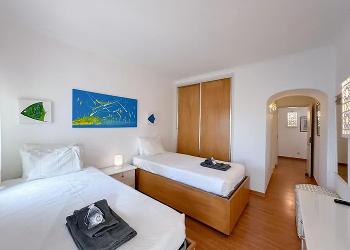 Casa Com 2 E Terraco A Passos Do Mar #1958 *