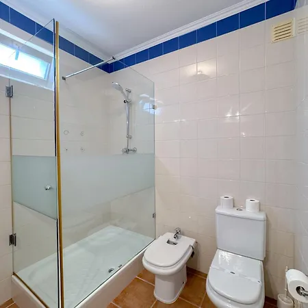 Casa Com 2 Suítes E Terraço A Passos Do Mar #1958