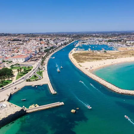 Casa Com 2 Suítes E Terraço A Passos Do Mar #1958 *