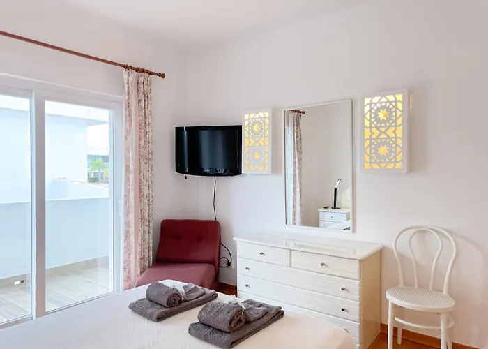 Casa Com 2 E Terraco A Passos Do Mar #1958 拉哥斯