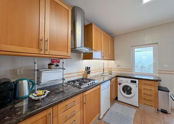 度假居 Casa Com 2 E Terraco A Passos Do Mar #1958