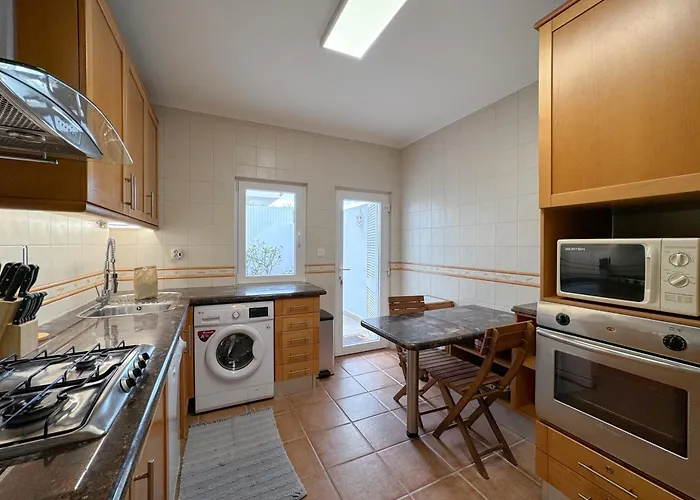 度假居 Casa Com 2 E Terraco A Passos Do Mar #1958 拉哥斯