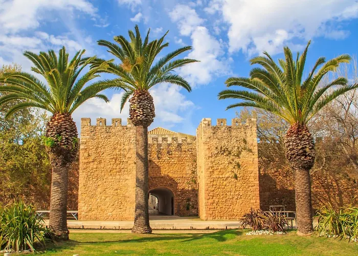 Casa Com 2 E Terraco A Passos Do Mar #1958 度假居 拉哥斯